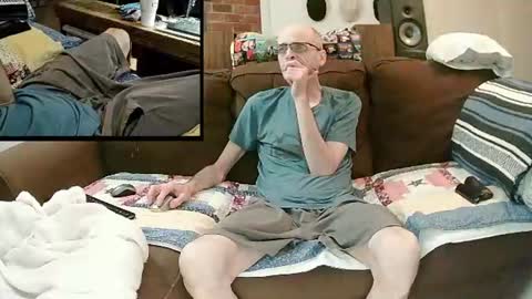 hot_krispy_kreme online show from June 20, 2026, 4:59 am