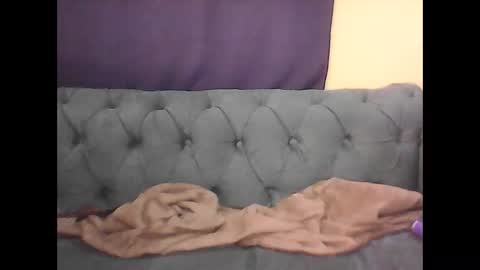 hot_latifah online show from April 19, 2026, 5:45 pm