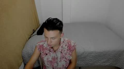Snapshot of hot_latin_temptation chatting on April 1, 2026, 2:23 am Alejandro online show from April 1, 2026, 2:23 am