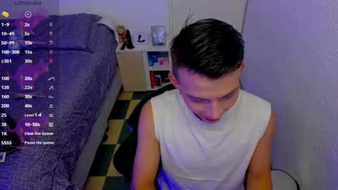 Snapshot of hot_latin_temptation chatting on May 1, 2026, 3:11 am Alejandro online show from May 1, 2026, 3:11 am