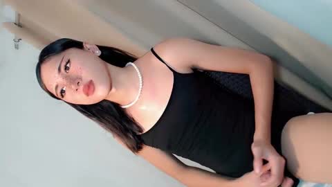 hot_little_angel18 online show from June 8, 2026, 2:12 am