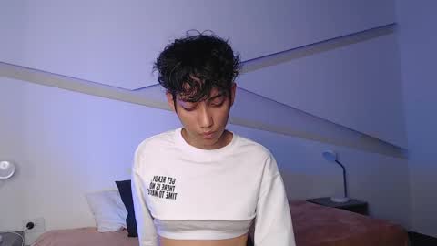 Snapshot of hot_little_bunny chatting on February 28, 2025, 9:33 pm Alana online show from February 28, 2025, 9:33 pm