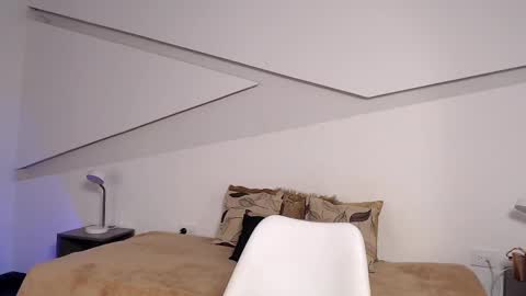 Snapshot of hot_little_bunny chatting on September 18, 2025, 9:50 pm Alana online show from September 18, 2025, 9:50 pm