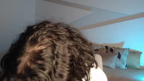 Snapshot of hot_little_bunny chatting on October 3, 2025, 9:34 pm Alana online show from October 3, 2025, 9:34 pm