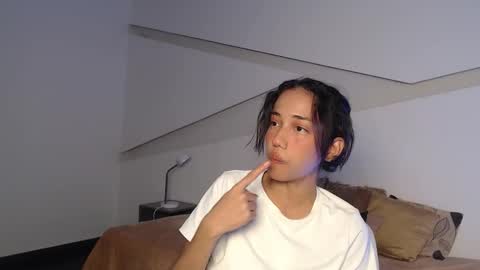 Snapshot of hot_little_bunny chatting on October 20, 2025, 9:15 pm Alana online show from October 20, 2025, 9:15 pm