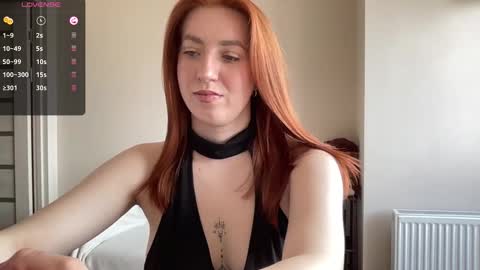 Lina online show from April 8, 2026, 8:47 am