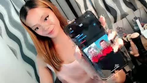 SWEET AGATHA online show from January 20, 2025, 8:52 am