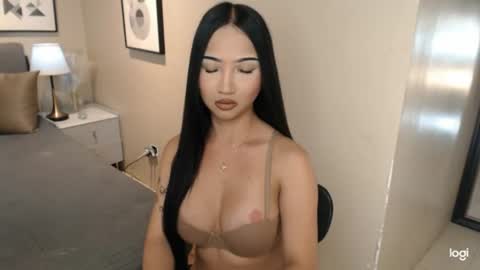 hot_nikki69 online show from July 18, 2026, 7:34 am