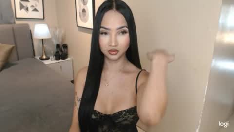 hot_nikki69 online show from July 28, 2026, 8:43 am