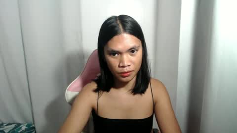 hot_pauline online show from June 14, 2026, 2:24 am