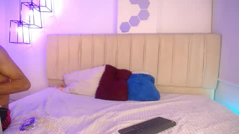 Snapshot of hot_people1 chatting on November 14, 2025, 3:16 am hot_people1 online show from November 14, 2025, 3:16 am