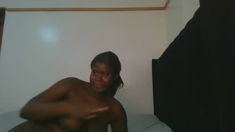 Hot petite online show from April 12, 2026, 9:25 am