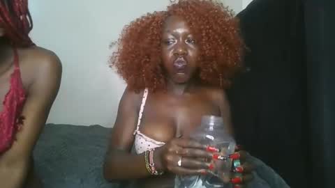 Hot petite online show from April 15, 2026, 8:53 pm