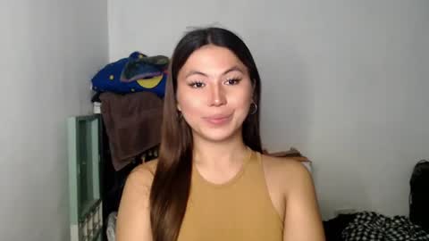 Nikki  online show from April 27, 2026, 6:39 pm