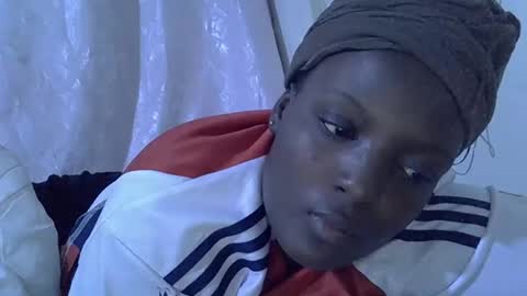 RAYLAH online show from March 28, 2026, 7:57 pm