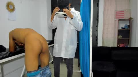 Vanesa Oliver and Andrew online show from February 13, 2025, 1:48 pm