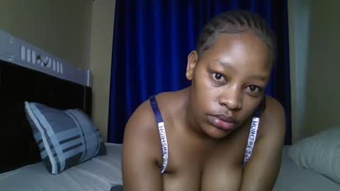 Snapshot of hot_sexxxy_bitch chatting on May 28, 2026, 2:14 pm Amanda online show from May 28, 2026, 2:14 pm