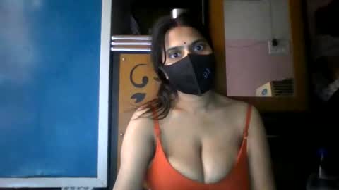 Snapshot of hot_sona chatting on June 1, 2026, 6:15 am sona online show from June 1, 2026, 6:15 am