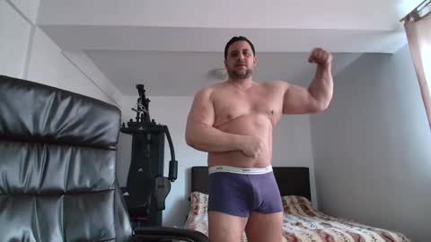 Snapshot of hot_stefano1 chatting on March 15, 2026, 5:02 am Stefano.. online show from March 15, 2026, 5:02 am