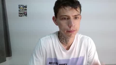 Snapshot of hot_teo_ chatting on December 3, 2025, 11:08 am Mateo online show from December 3, 2025, 11:08 am