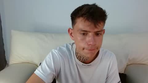 Snapshot of hot_teo_ chatting on January 5, 2026, 5:27 pm Mateo online show from January 5, 2026, 5:27 pm