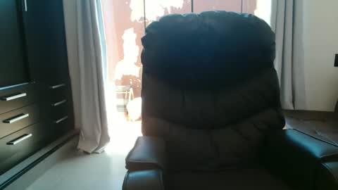 Snapshot of hot_wiffe chatting on March 6, 2025, 1:57 pm couple without tabus online show from March 6, 2025, 1:57 pm