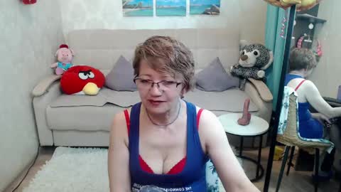 Snapshot of hot_woman04 chatting on April 25, 2026, 7:00 pm Sofia online show from April 25, 2026, 7:00 pm