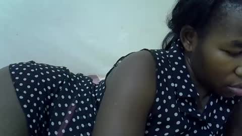 hotagrace online show from September 19, 2025, 9:59 pm