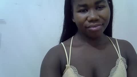 hotagrace online show from September 21, 2025, 9:05 pm