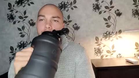 Kristiyan online show from April 4, 2026, 8:50 pm
