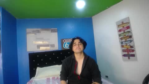 HotApollo online show from October 16, 2025, 12:17 pm