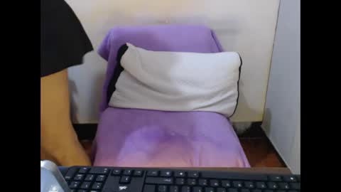 Snapshot of hotasianyue69 chatting on April 9, 2026, 4:45 pm hotasianyue69 online show from April 9, 2026, 4:45 pm