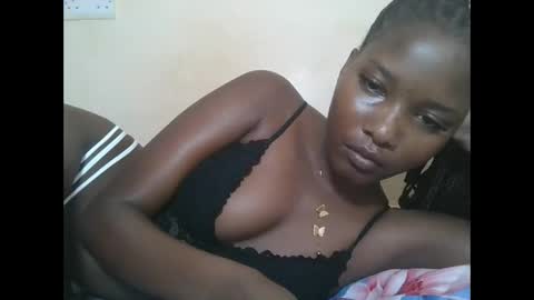 love online show from October 7, 2025, 8:22 am