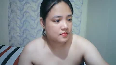 Snapshot of hotbabymomma chatting on February 25, 2025, 1:30 am Lynn online show from February 25, 2025, 1:30 am