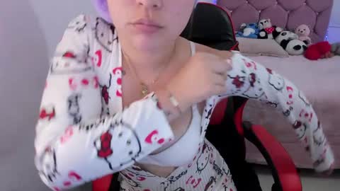 lesly and ander online show from May 11, 2026, 7:11 pm