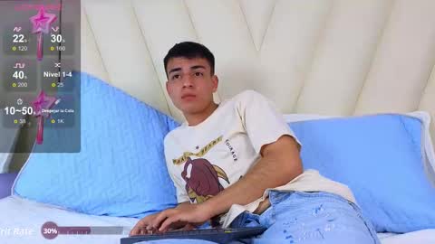 hotboy21_ online show from November 18, 2025, 3:34 am