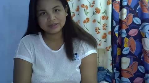 Snapshot of hotcelici chatting on October 22, 2025, 10:15 am hotcelici online show from October 22, 2025, 10:15 am