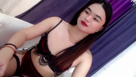 Snapshot of hotchic_aya chatting on December 4, 2024, 6:06 pm Aya online show from December 4, 2024, 6:06 pm