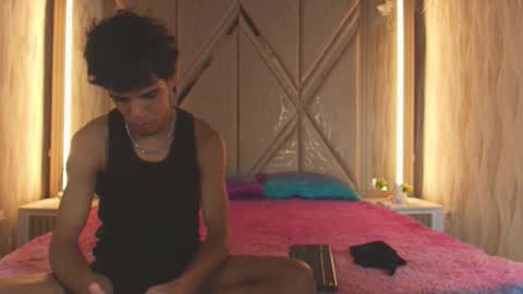 Snapshot of hotcouple_222 chatting on March 6, 2026, 7:21 pm hotcouple_222 online show from March 6, 2026, 7:21 pm