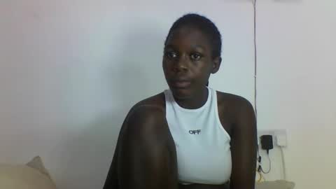 Snapshot of hotcutetracie chatting on September 14, 2025, 7:24 pm VICTORIA online show from September 14, 2025, 7:24 pm