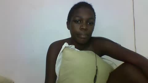 Snapshot of hotcutetracie chatting on September 22, 2025, 4:03 am VICTORIA online show from September 22, 2025, 4:03 am