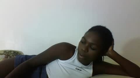 Snapshot of hotcutetracie chatting on September 27, 2025, 9:25 am VICTORIA online show from September 27, 2025, 9:25 am