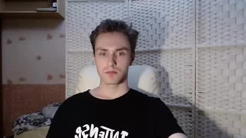 hotdicknik online show from October 12, 2025, 8:52 pm