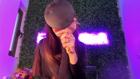 hotfallingdevil online show from March 25, 2026, 5:46 am