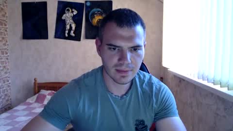 Snapshot of hotfitbboy_2001 chatting on July 11, 2026, 5:37 pm Alex online show from July 11, 2026, 5:37 pm