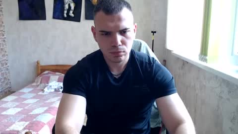 Snapshot of hotfitbboy_2001 chatting on July 24, 2026, 10:46 am Alex online show from July 24, 2026, 10:46 am