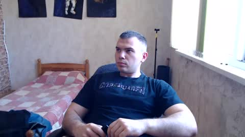Snapshot of hotfitbboy_2001 chatting on July 29, 2026, 9:29 am Alex online show from July 29, 2026, 9:29 am