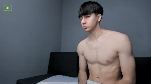 QUENTIN online show from April 2, 2026, 5:27 am