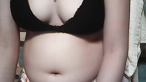 hotfuntasypinay online show from June 20, 2026, 2:42 pm