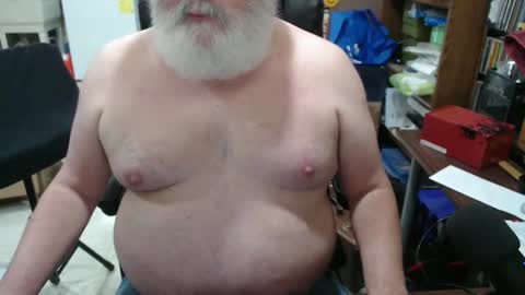 hotgrandpa594u online show from December 1, 2025, 6:24 pm